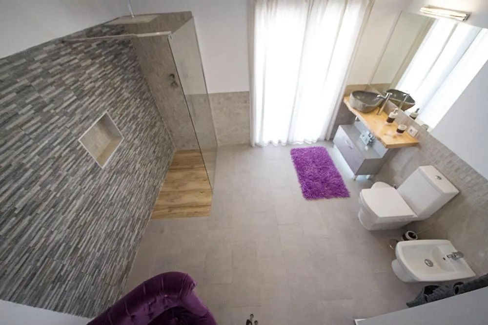 White House - Clasto San Miguel de Abona
